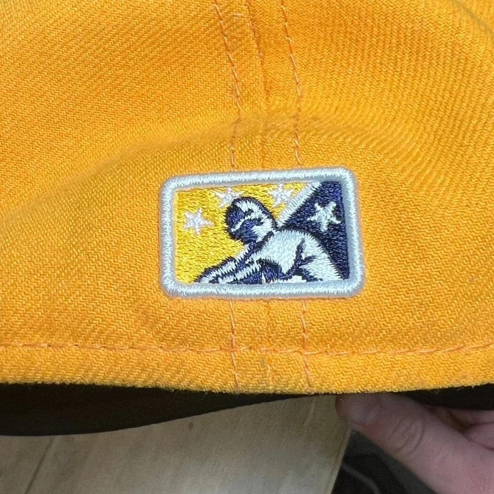 New Era 59FIFTY Montgomery Biscuits MiLB Fitted‎ Hat Yellow Navy Size 7 3/4